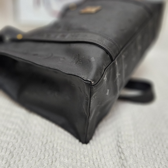 Authentic MCM Vintage Visetos Shoulder/Tote Bag in Black - Picture 6 of 16